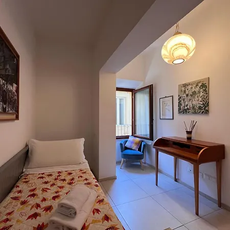 Casa. Grassi